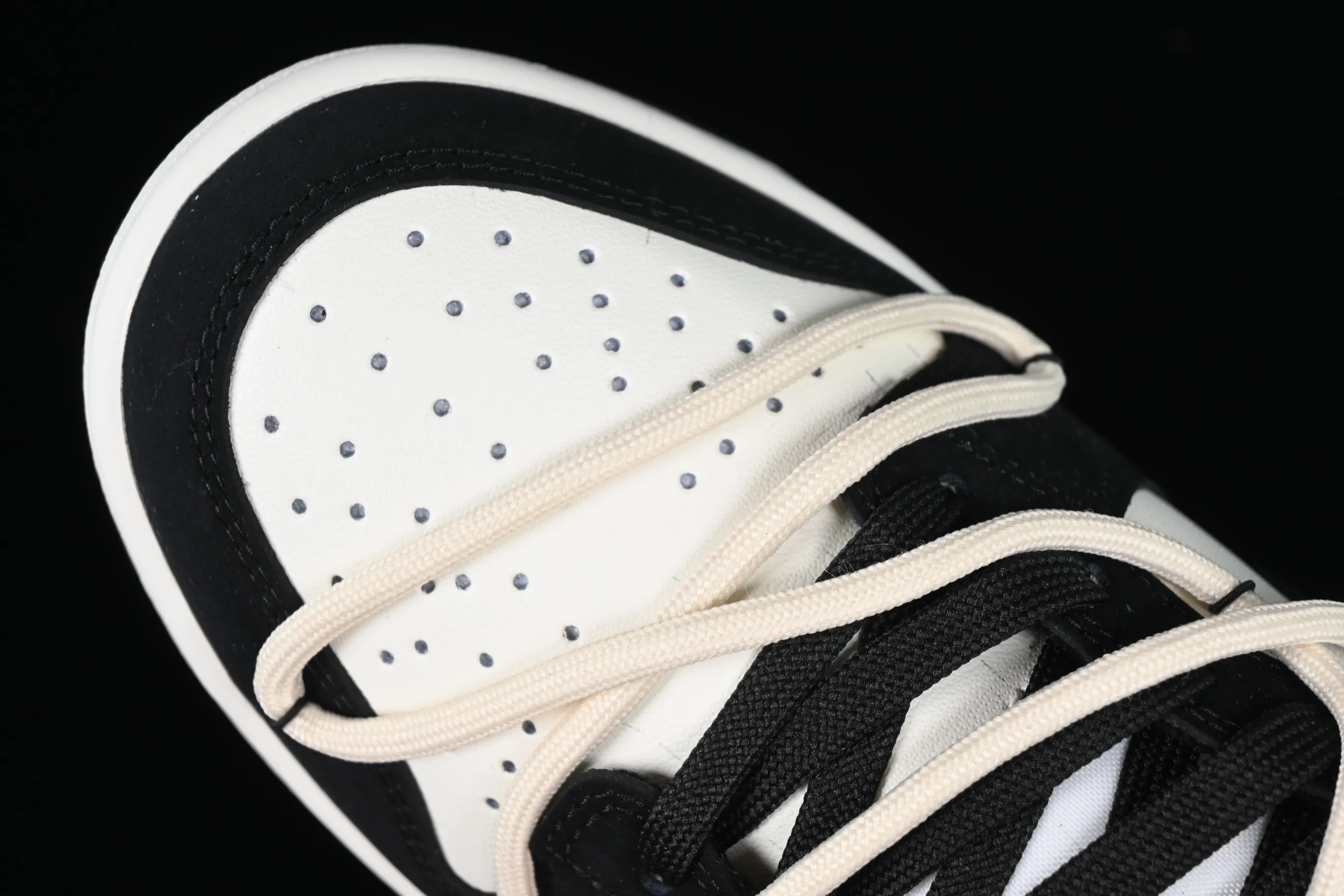 All Categories Nk SB Dunk Series Nk SB Dunk Low Low-top sneakers Nk Dunk Low Cocoa Bean BBL Mocha High Street Outdoor Coffee Dye SB Strap Low-top Casual Shoes DD1391-100